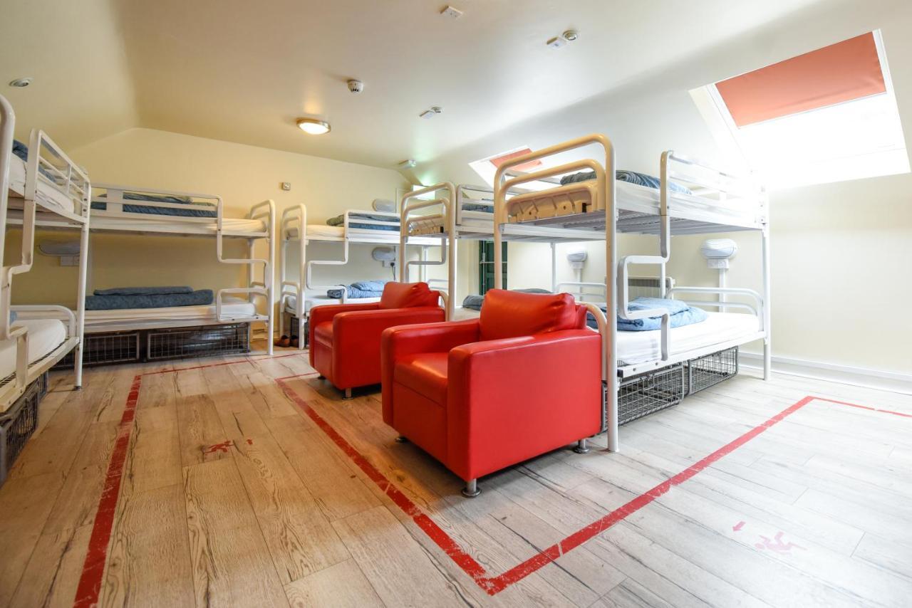 Snoozles Quay Street Tourist Hostel Galway Esterno foto